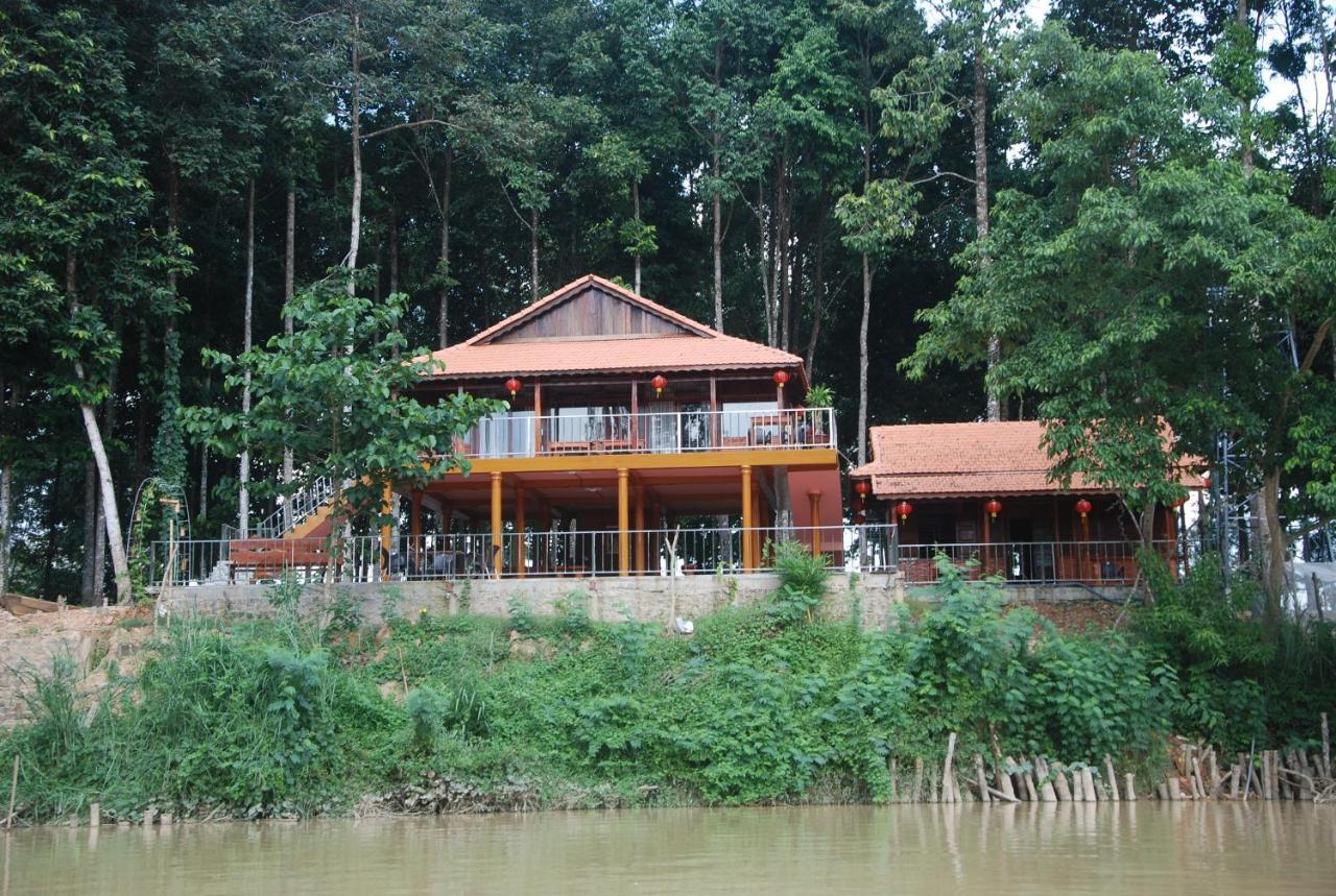 Cat Tien Riverside Εξωτερικό φωτογραφία